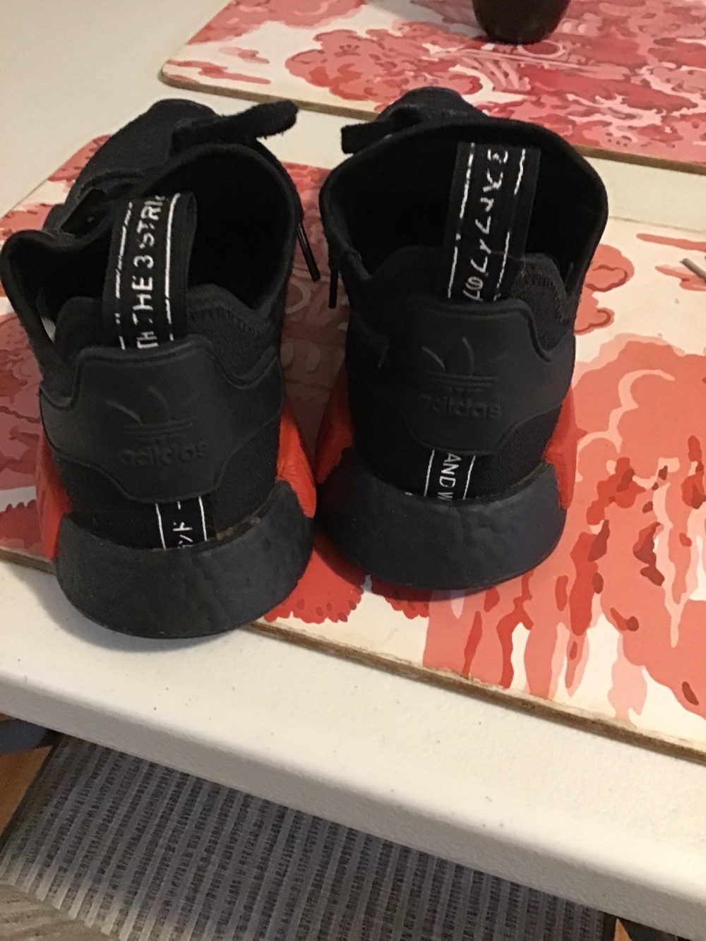 Shoes - Picture 5 of 9